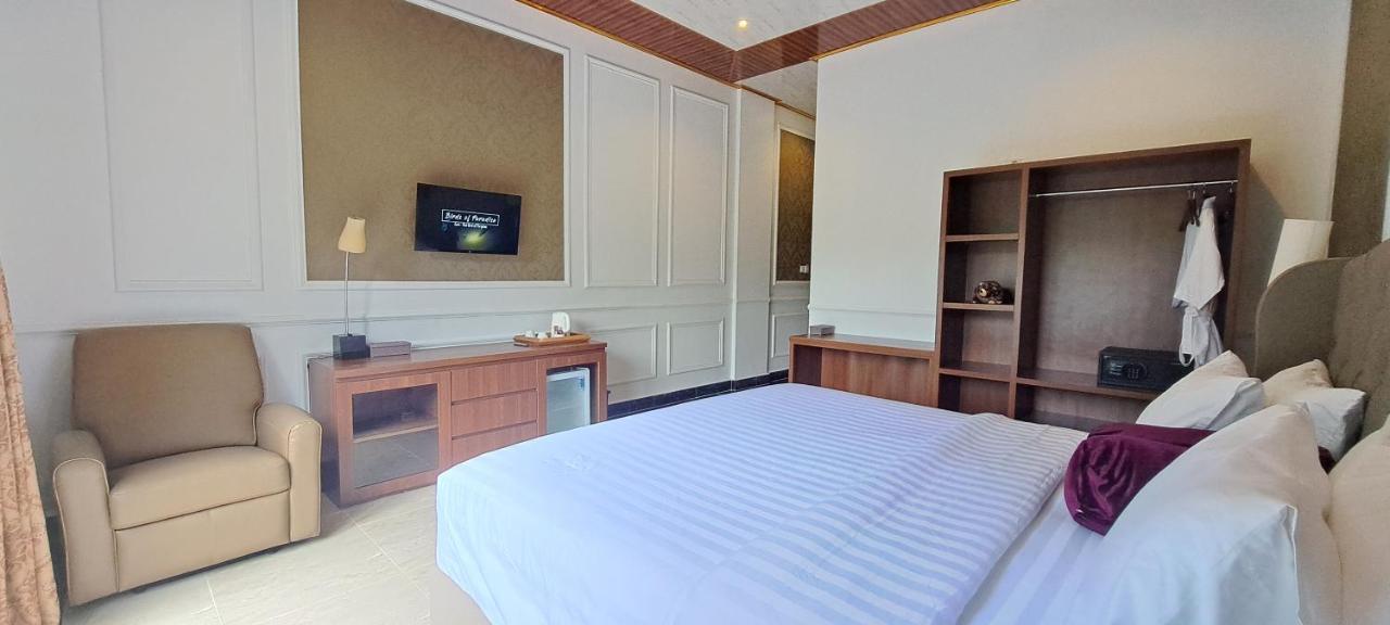 Gili Beachfront Suites Gili Trawangan Esterno foto